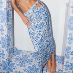 Agua Bendita Blue Cream Patterned Skirt Large L beach cover logo cut out cruise